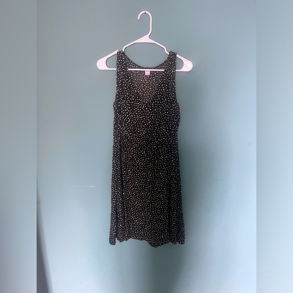 Old Navy black and white dotted dress size M